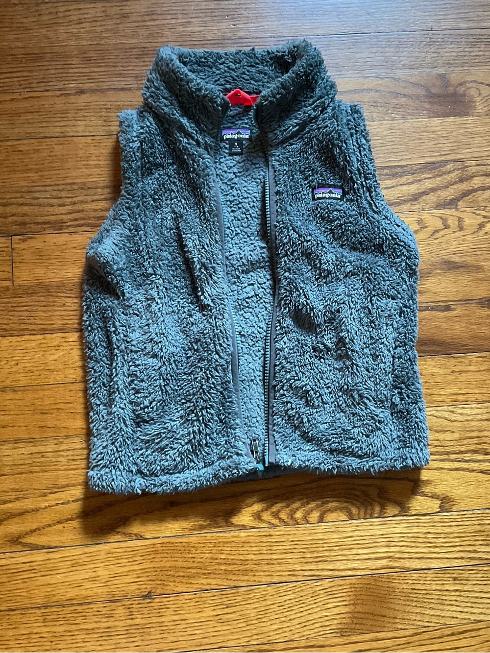 Patagonia Gray Sherpa Fleece Vest with Red Pull Tab
